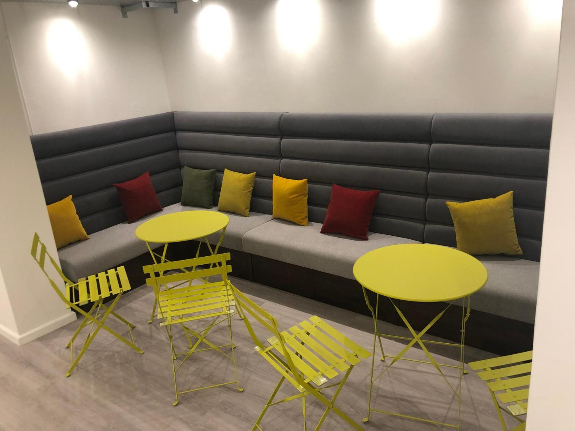 Digital Nomad Studio Норуич Екстериор снимка